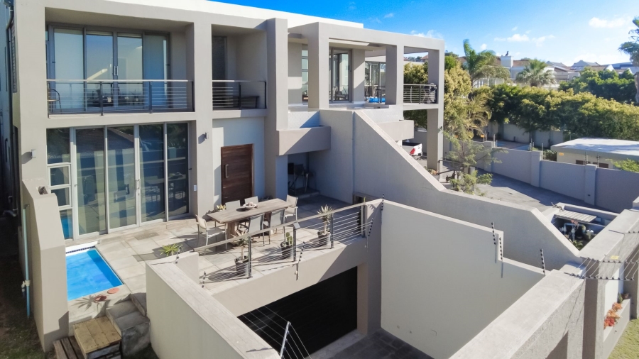 5 Bedroom Property for Sale in Humerail Eastern Cape